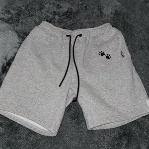 Pantalones Cortos color gris,ajuste Holgado size Medium, Manfinity Homme.